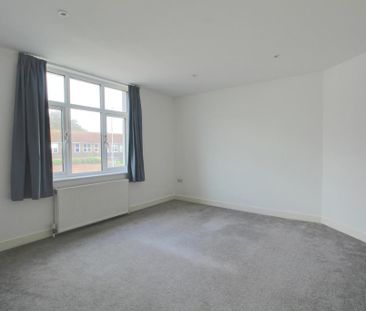 3 bedroom maisonette to rent - Photo 1