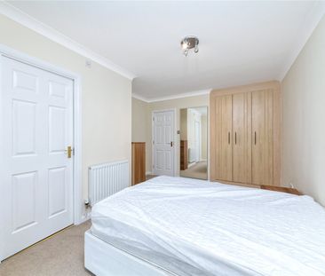 Hanover Avenue, E16 - Photo 5