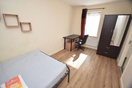 4 bedroom house to rent - Photo 5