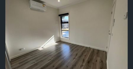 BRAND NEW GROUND FLOOR TOWNHOUSE FOR RENT IN HAMPTON PARK - $550/WEEK (BILLS INCLUDED) - Photo 2