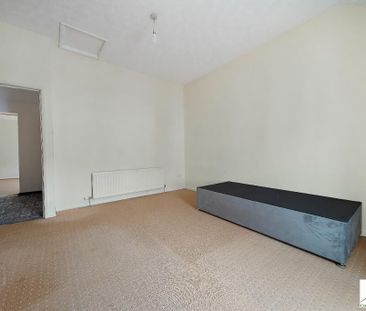 27 Bond Street, Derry, BT47 6ED - Photo 2