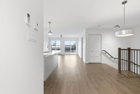 Nouveauté sur le marché Appartement à louer - Laval (Auteuil) (Autres) - Photo 2