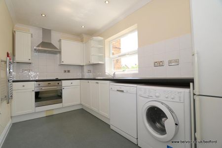 2 bedroom flat to rent - Photo 3