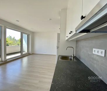 Nový apartmán s terasou a parkovacím stáním v prestižní čtvrti. - Photo 3