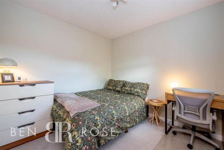 3 bedroom detached house to rent - Photo 5