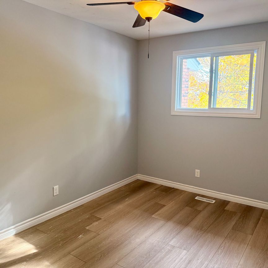 For Lease - 127 Toulon Crescent, London East, Ontario - Photo 1