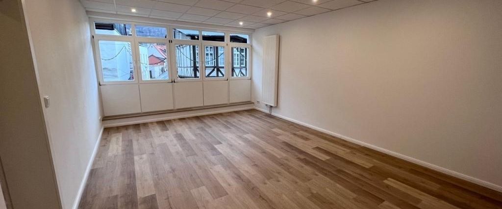 Moderne Wohnung mit viel Platz! - Photo 1