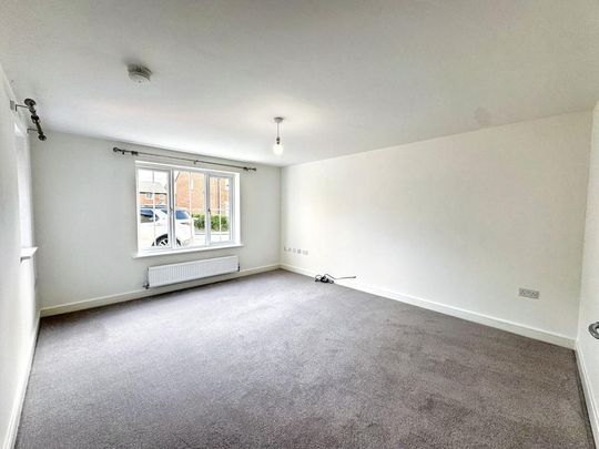 4 bedroom detached house to rent - Photo 1