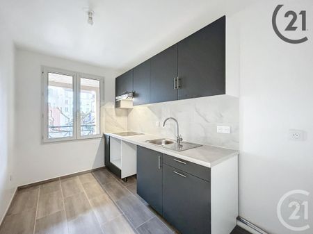 Location Appartement 3 pièces 69m² MELUN 77000 - Photo 4