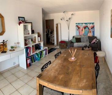 Location Appartement 2 pièces 47m² POITIERS 86000 - Photo 3