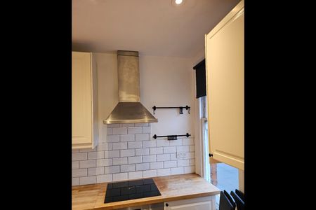 2 Bed Flat, Balham, SW12 - Photo 5