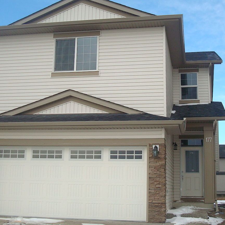 177 Taralake Manor, Calgary - Photo 1