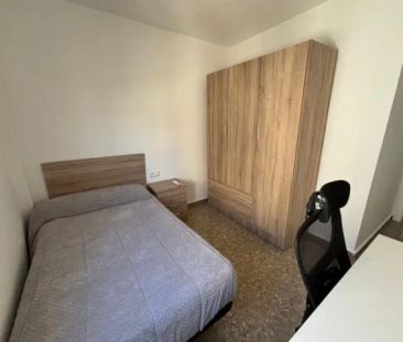 Piso en alquiler en Calle de Paco de León, cerca de Calle del Escri... - Photo 1