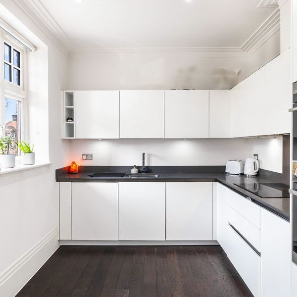 Ref: SM - Horsehill - Photo 1
