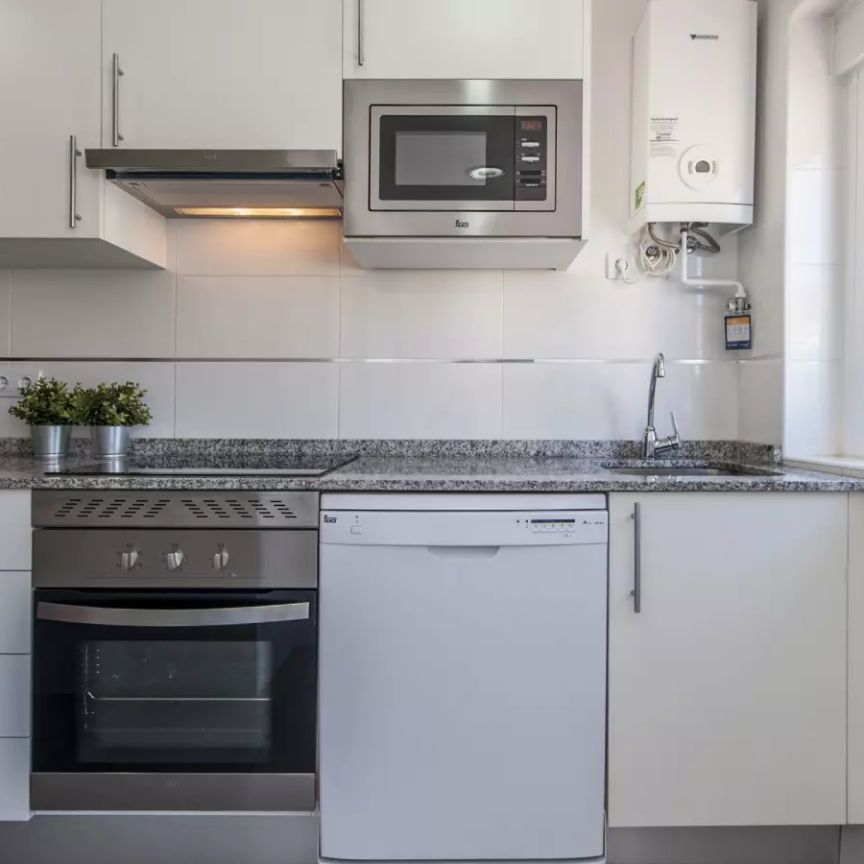 2-bedroom apartment for rent in Guindalera. - Photo 1