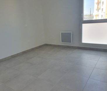 Nîmes : appartement T2 terrasse - Photo 6