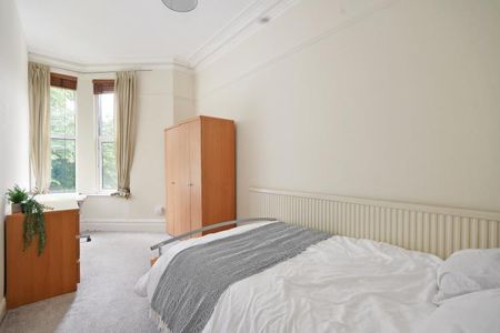 Student Apartment 5 bedroom, Broomhill, Sheffield - Photo 3