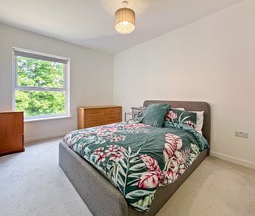 1 bed flat to rent in Edrich Grange, Crowthorne, Berkshire, RG45 7FJ - Photo 1