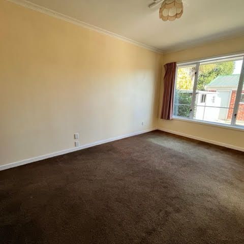 Spacious 3-Bedroom Home in Popular Gleniti - Photo 1