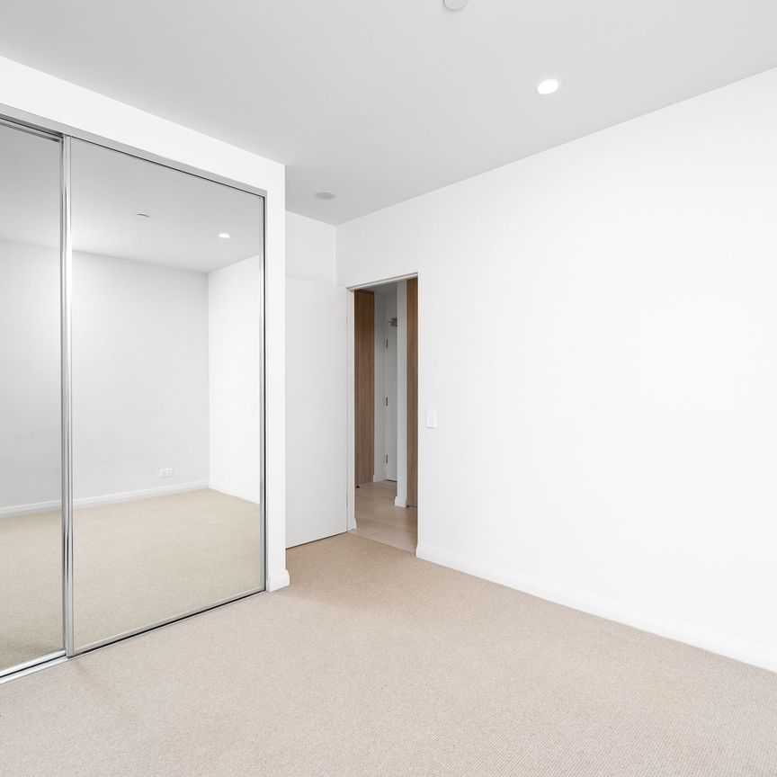 Location is Fantastic Why Look Else Where!! @ $800 Per Week - Photo 1