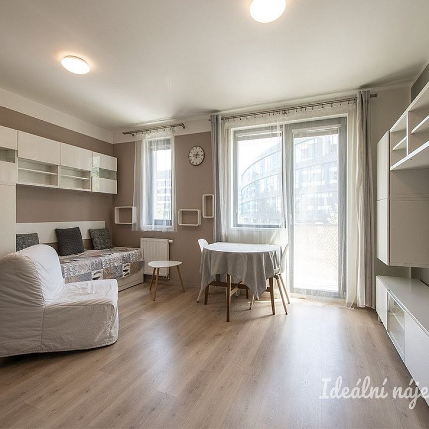 Pronájem bytu 1+kk 31 m² - Photo 1