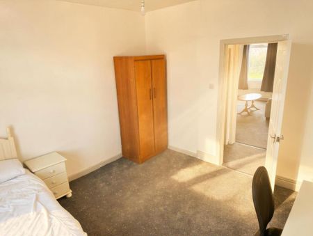 2 bedroom house share to rent - Photo 4