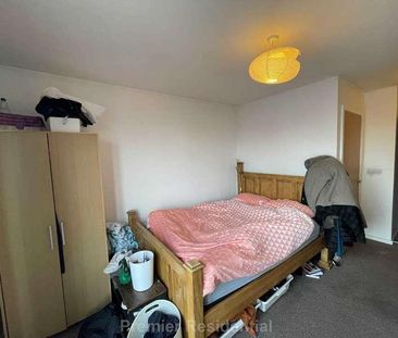 The Drum, Stillwater Drive, Manchester, M11 - Photo 5