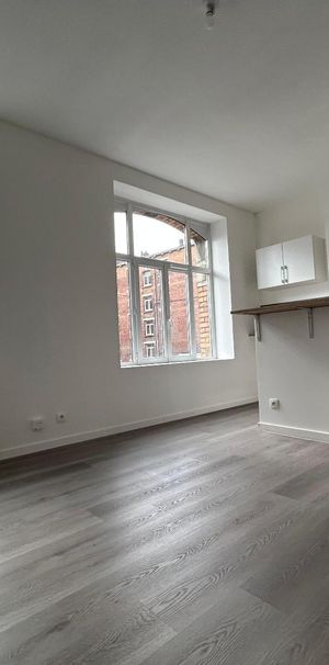Location Appartement 2 pièces 30m² LILLE 59000 - Photo 1