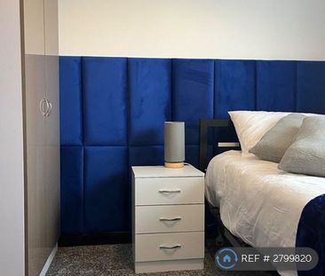 1 bedroom in a house share to rent - Photo 5