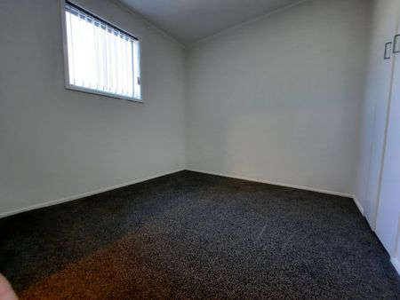 Unique 2b/2b Apartment - Photo 2