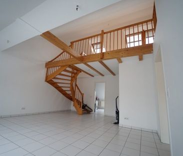 / 2 – Raum Dachgeschoss Wohnung mit EBK und Galerie / ab sofort - Foto 4