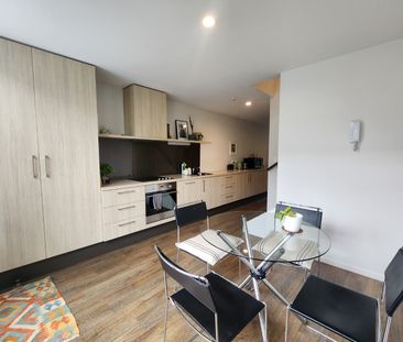 Secure Apartment Living in City Centre - Photo 4