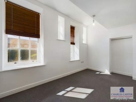 2 bedroom property to rent in WORCESTER - Photo 2