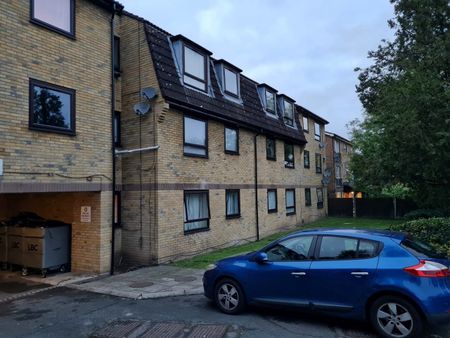 1 Bed Flat, Howard Road, SE25 - Photo 5