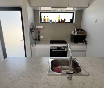 14/6 Oswald Crescent, Paparangi - Photo 3
