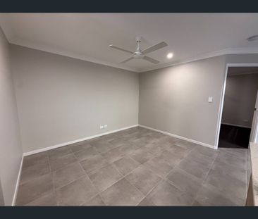 1/14 Silver Gum Cct, Edgeworth, NSW 2285 - Photo 2