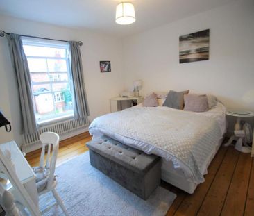 2 bedroom terraced house to rent - Photo 4