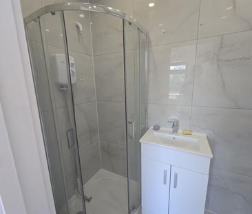 Broomwood Road, Orpington BR5, London - Photo 3