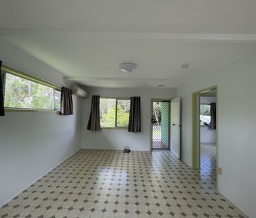 Very quaint highset home with airconditioning - Photo 4