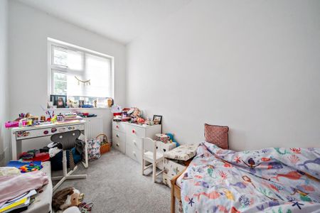 3 bedroom maisonette to rent - Photo 3