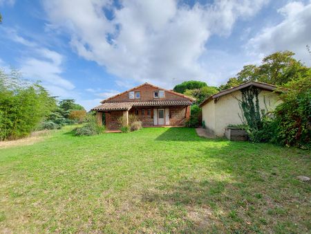 House - Photo 2