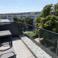 Stilvolle Dachgeschossresidenz mit hochwertiger Ausstattung und urbanem Wohnkomfort | ZELLMANN IMMOBILIEN - Photo 3