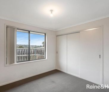 Private Townhouse, Brilliant Location! - Photo 2