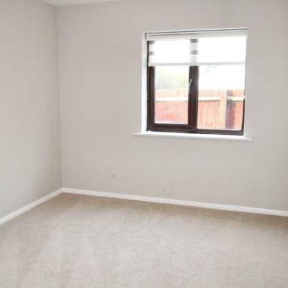 1 bedroom property to rent in Aylesbury - Photo 1