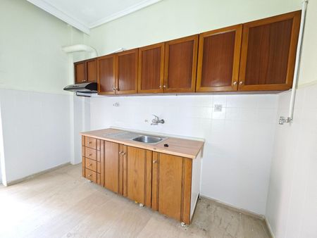 Studio/Γκαρσονιέρα για ενοικίαση Κουντουριώτη (Νεάπολη) - Φωτογραφία 2
