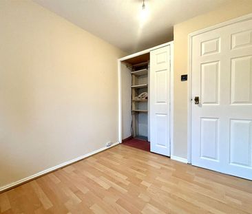 3 bedroom house - semi-detached - Photo 5