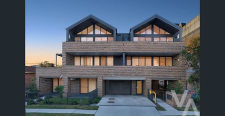 Your Next Move. - Photo 2