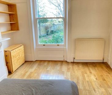 Studio Flat, Very Near Grange Park Triangle Area, W5 - Photo 3