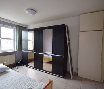 Ruim appartement met 2 slaapkamers en terras in residentie Helminge - Foto 4