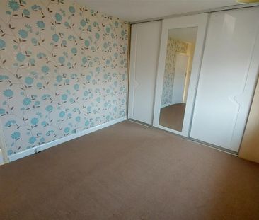 3 Bedroom House to Rent in Almond Road, Kettering. Northants, NN16 - Photo 6